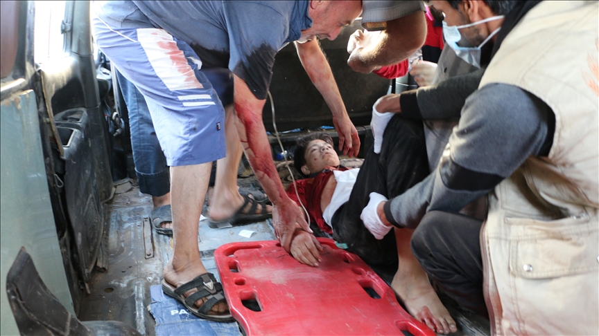 بينهم طفلان.. إصابة 3 مدنيين في قصف لقوات الأسد على قرى إدلب