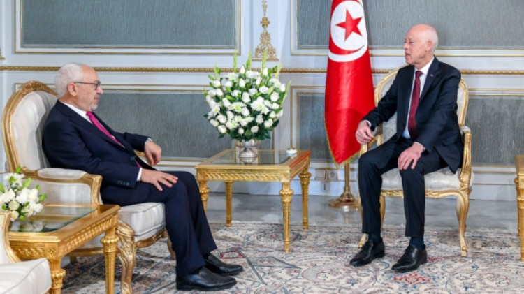 تونس.. الغنوشي يؤجل حواراً شاملاً مع الرئيس سعيّد