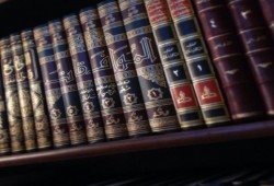 علماء المغرب ينتصرون للإمام الشاطبي ويهاجمون مفتي الدماء