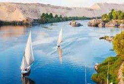 مصريون بالخارج يطالبون الجيش بالحفاظ على نهر النيل