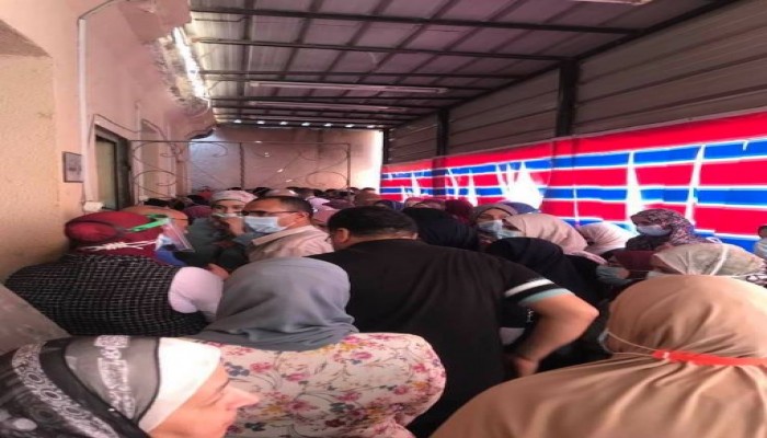 الفشل الإداري.. تكدس أطباء مستشفى بالشرقية دون مراعاة لكورونا