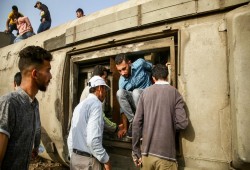 بحجة تحسين الخدمات.. شركات خاصة لتشغيل مرافق السكك الحديدية