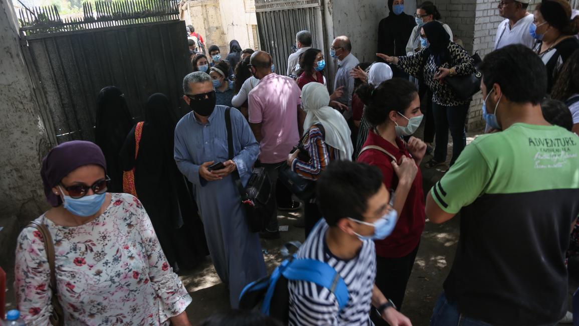 نظام الانقلاب يغلق مقاهي الميادين الكبرى خشية من مظاهرات غضب