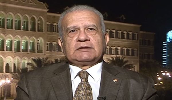 د. حازم حسني يودع فيسبوك ويقول: إياكم واليأس من الوطن فإنه يهدر الكرامة