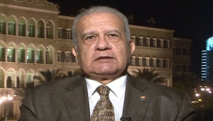 د. حازم حسني يودع فيسبوك ويقول: إياكم واليأس من الوطن فإنه يهدر الكرامة