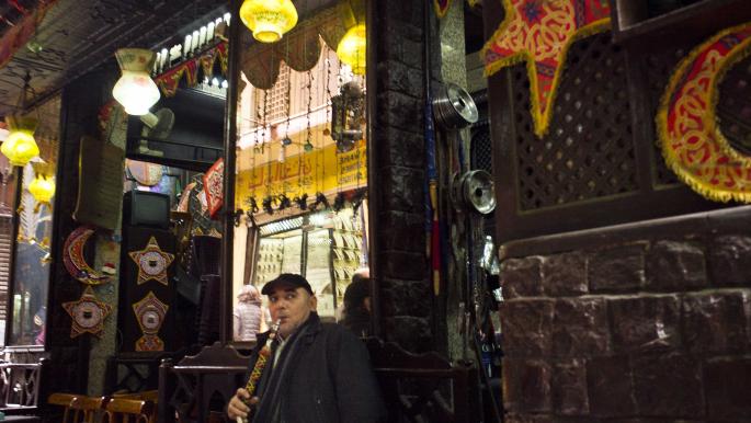 فواتير الكهرباء تصعق المصريين بسبب شركة المخابرات