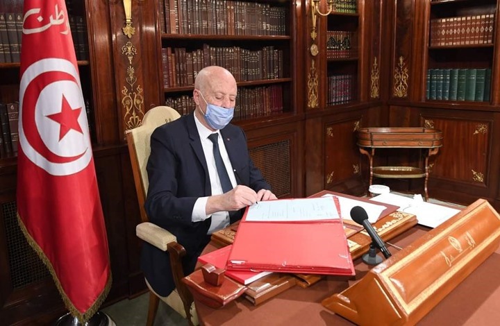 تونس.. تحذير شديد اللهجة من التدخل في اختصاصات القضاة