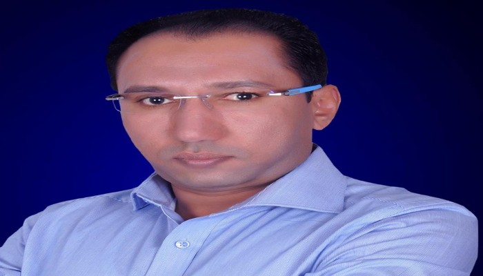 أسرة الصحفي المعتقل ربيع الشيخ تطالب بحقها في زيارته