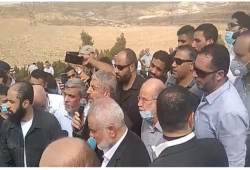 في تشييع غوشة.. مواطنون يهتفون: يا مشعل بلغ هنية.. شعب الأردن حمساوية