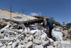 سورية.. الطائرات الروسية تقصف جنوب إدلب وتساند حملة النظام في البادية