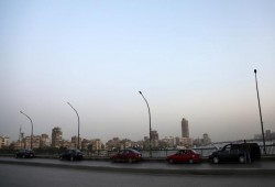 سخرية من مصادرة حكومة الانقلاب للسيارات المهملة بالشوارع