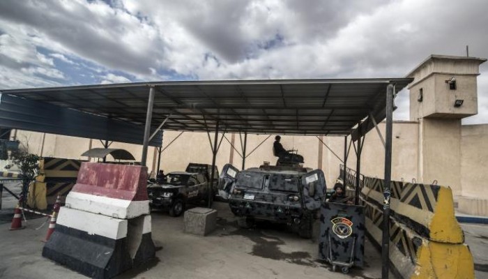 غضب على مواقع التواصل بعد سحل مصرية بحضور الشرطة