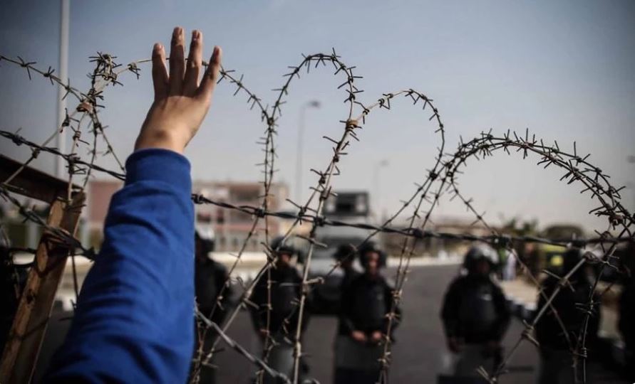 منظمات حقوقية: كارثة حقوق الإنسان سببها السيسي والإستراتيجية تبييض سمعة