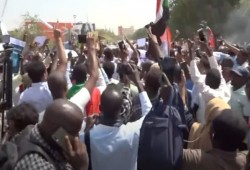 السودان.. مسيرات شعبية لدعم التحول الديمقراطي ومطالب الثورة
