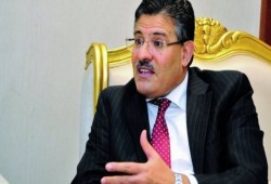 وزير خارجية تونس الأسبق: الفساد الأكبر احتكار سعيد للسلطة واستعادة شخصية القذافي