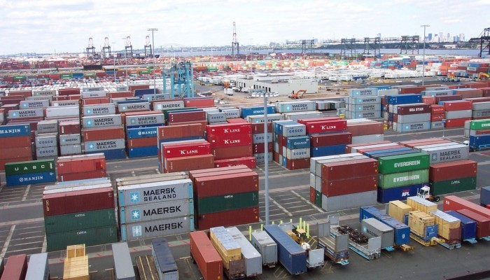 خبراء يحذرون من موجة تضخم قوية تضرب مصر