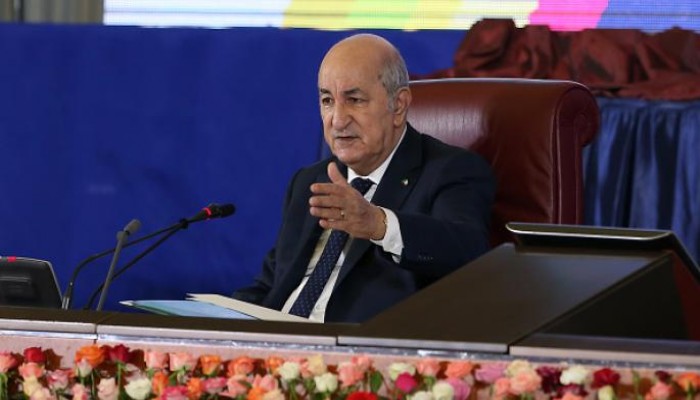 الجزائر.. تبون يستبعد عودة العلاقات إلى طبيعتها مع فرنسا قريباً
