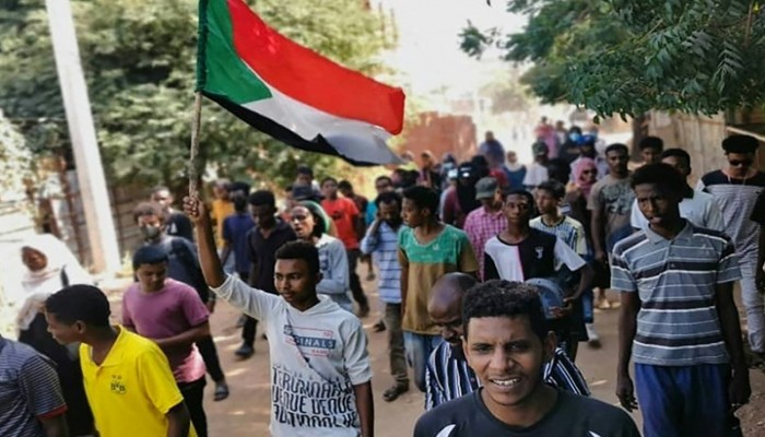 السودان.. الجيش يرفض التراجع.. والتحضير لـمليونية رافضة للانقلاب
