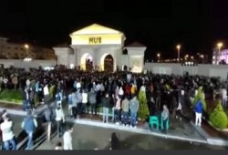 مع تصاعد إصابات كورونا.. نشطاء يبدون قلقا من زحام حفل بدمياط