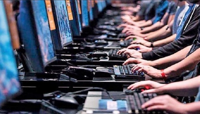 تويتر يغلق حسابات روسية داعمة لحفتر وأخرى صينية تشوه الأويجور