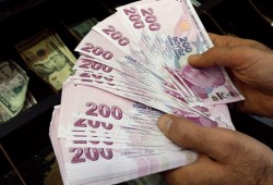 الليرة التركية ترتفع بنسبة 33% أمام الدولار بعد قرارات لأردوغان