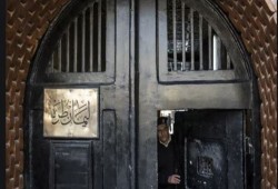 واشنطن بوست: تعسف السيسي بحقوق المعتقلين يضاعف معاناة أسرهم