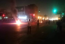 مظاهرات ليلية في السودان.. وإعلان جدول مليونيات فبراير