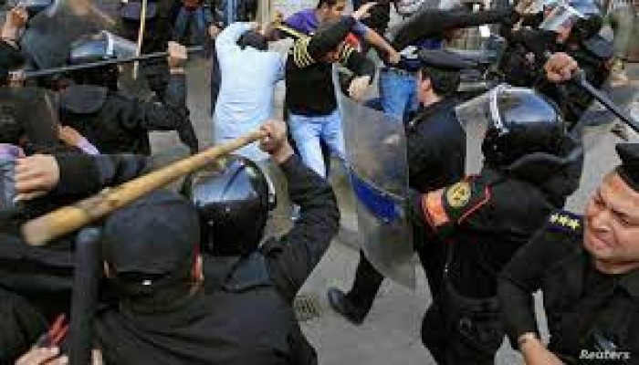 هاشتاج #الشعب_كله_بيصرخ يتصدر محملا السيسي خسائر لا تقف عند حد كرة القدم