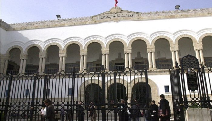 تونس.. إضراب عام للقضاة وشكوى للاتحاد العالمي
