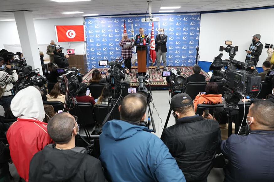 تونس.. حركة النهضة تحمل سعيّد مسئولية التحريض بالتظاهر ضدها وأمام منزل الغنوشي