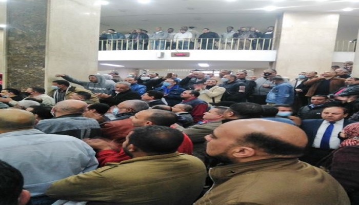 موظفة في ماسبيرو تعتصم داخل المبنى احتجاجا على نقلها تعسفياً