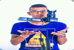 والدة الشاب محمد حسين المختفي قسريًا لدى داخلية الانقلاب: أين ابنى؟!