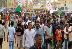 مظاهرات حاشدة بالسودان تطالب بإسقاط الانقلاب