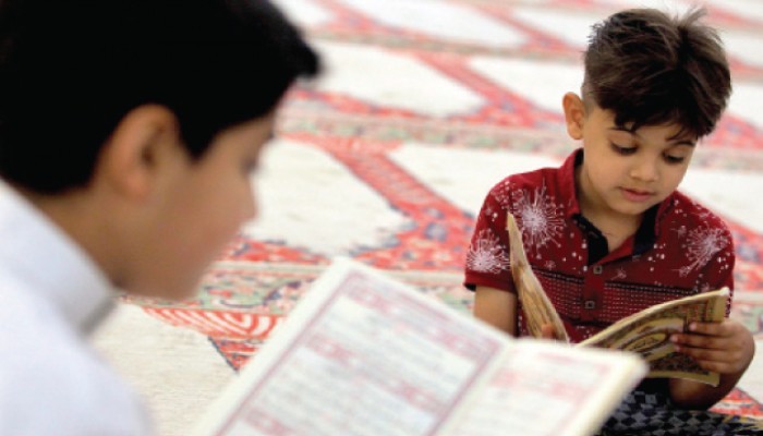 كيف ندرب أبناءَنا على الصيام؟