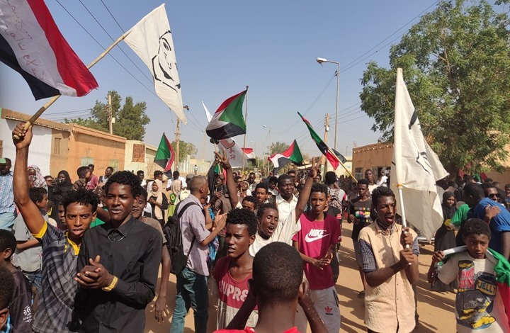 السودان.. حظر التجمعات تزامنا مع دعوات للتظاهر