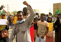 مظاهرات بالسودان في ذكرى فض اعتصام القيادة العامة