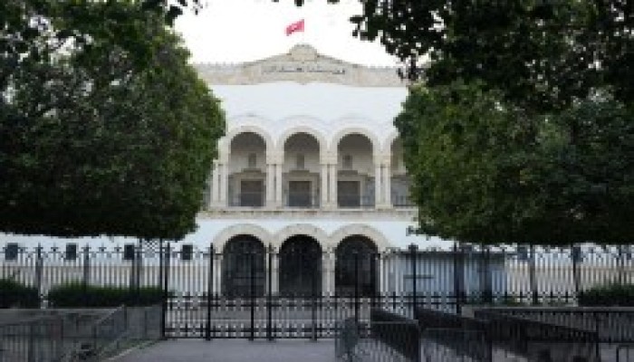 انقلاب تونس.. القضاة يمددون إضرابهم عن العمل للأسبوع الرابع