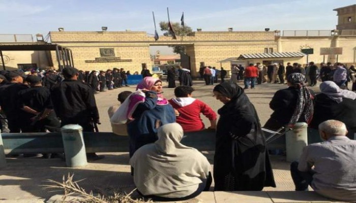 أهالي معتقلي سجن العقرب يخشون المجهول بعد نقل ذويهم لسجن جديد