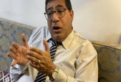 د. عبد الخالق فاروق: مصر دولة غنية في قبضة نظام يقودها إلى الجحيم