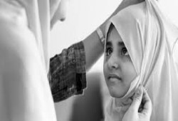 أبواق العسكر تثير معركة الحجاب مجددا في مصر