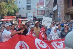 الاقتصاد التونسي على حافة الانهيار.. ديون وموظفون بلا رواتب