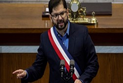 رئيس تشيلي يرفض قبول أوراق اعتماد سفير الكيان الصهيوني