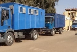 بالأسماء.. ترحيل 34 معتقلًا من الشرقية إلى سجن بدر