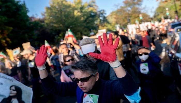 أساليب جديدة للمتظاهرين في إيران لتفادي الملاحقة والاعتقال