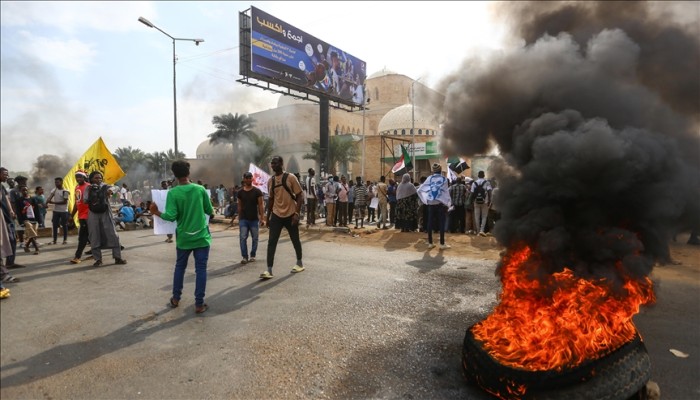 مظاهرات حاشدة في السودان تطالب بالحكم المدني