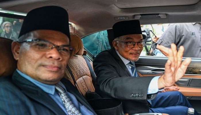 أنور إبراهيم رئيسا للحكومة الماليزية الجديدة