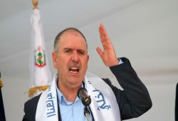 انقلاب تونس.. اتحاد الشغل يتهم الحكومة يتمرير خطط استعمارية