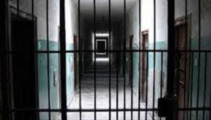 استمرار الانتهاكات بحق 10 مواطنين في سجن جمصة 4