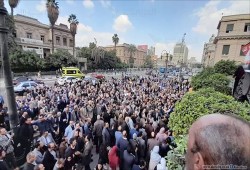 ألاف المحامين يتظاهرون للمرة الثانية في الشارع رفضاً للفاتورة الإلكترونية