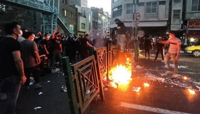 تواصل المظاهرات في إيران